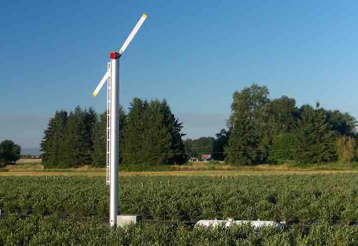 Anotehr model 2600 wind machine installation
